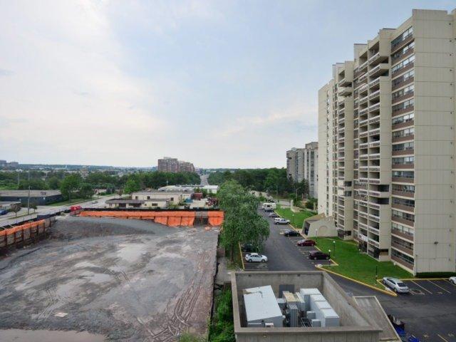 605 - 65 Speers Rd, Condo with 2 bedrooms, 1 bathrooms and 2 parking in Oakville ON | Image 18