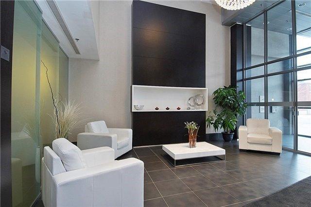 601 - 120 Dallimore Circ, Condo with 1 bedrooms, 1 bathrooms and 1 parking in Toronto ON | Image 4