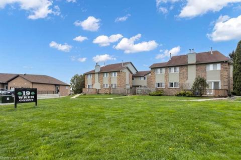 5 - 19 Wren Court, House attached with 2 bedrooms, 1 bathrooms and 2 parking in Tillsonburg ON | Card Image