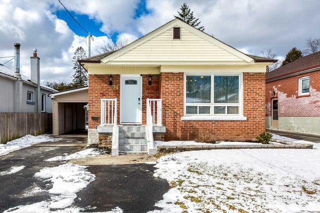 74 Wye Valley Rd, House detached with 3 bedrooms, 3 bathrooms and 3 parking in Toronto ON | Image 1