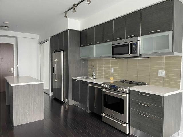5904 - 388 Yonge St, Condo with 1 bedrooms, 1 bathrooms and 1 parking in Toronto ON | Image 12
