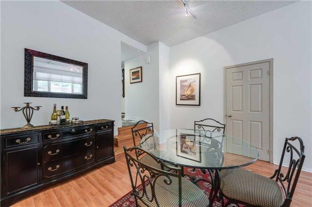 42 Irwin Ave, Townhouse with 2 bedrooms, 2 bathrooms and null parking in Toronto ON | Image 7