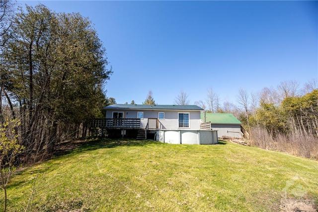 653 Crozier Road, House detached with 3 bedrooms, 1 bathrooms and 8 parking in North Grenville ON | Image 30