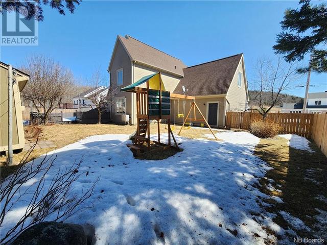42 Thibaudeau Avenue, House detached with 3 bedrooms, 3 bathrooms and null parking in Edmundston NB | Image 44