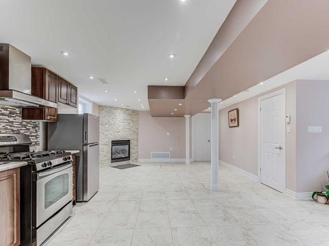 37 Sylla Ave, House detached with 3 bedrooms, 2 bathrooms and 8 parking in Toronto ON | Image 10
