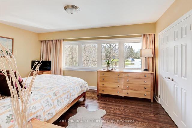 32 Anglesey Blvd, House detached with 3 bedrooms, 3 bathrooms and 8 parking in Toronto ON | Image 6