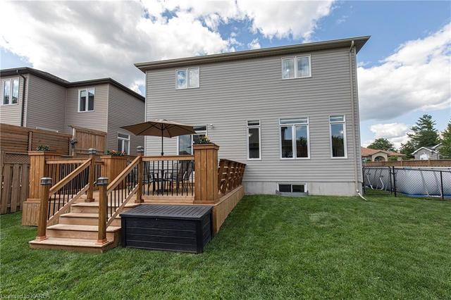 1285 Frank Street, House detached with 3 bedrooms, 2 bathrooms and 4 parking in Kingston ON | Image 39