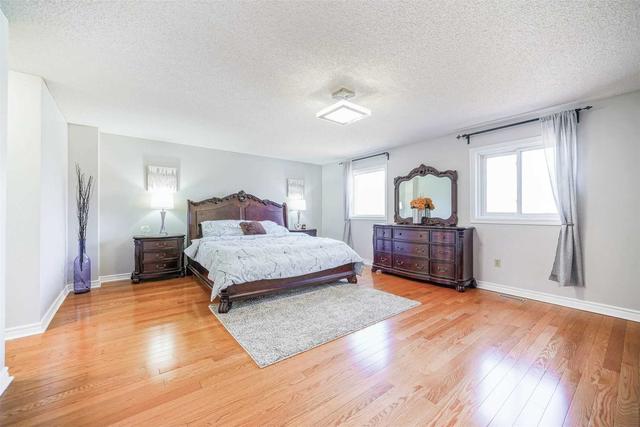 37 Caldbeck Ave, House detached with 4 bedrooms, 4 bathrooms and 5 parking in Markham ON | Image 7