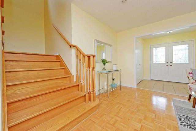 42 Snowshoe Lane, House attached with 3 bedrooms, 3 bathrooms and 4 parking in Brampton ON | Image 9