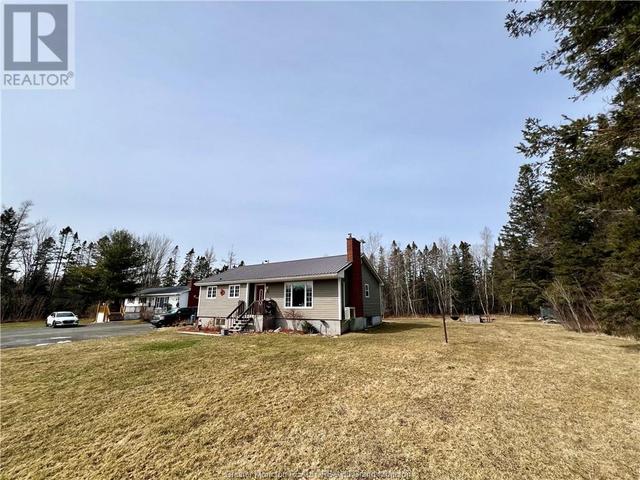 3261 Route 112, House detached with 3 bedrooms, 1 bathrooms and null parking in Salisbury P NB | Image 22