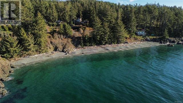 8519 West Coast Rd, House detached with 1 bedrooms, 1 bathrooms and 3 parking in Juan de Fuca BC | Image 6