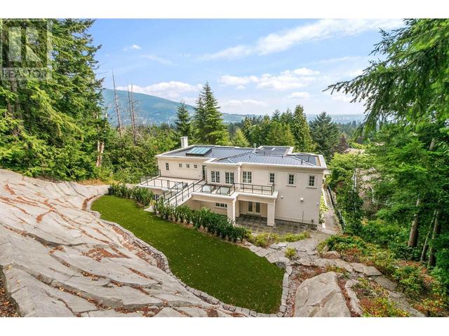 735 St. Andrews Road, House detached with 6 bedrooms, 8 bathrooms and 6 parking in West Vancouver BC | Image 25