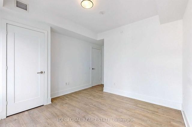 3003 - 10 York St, Condo with 2 bedrooms, 2 bathrooms and 1 parking in Toronto ON | Image 10