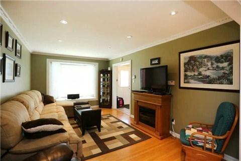 3 Flindon Gate, House semidetached with 4 bedrooms, 2 bathrooms and 4 parking in Brampton ON | Image 7