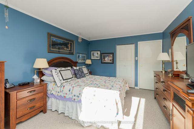 50 - 30 Green Valley Dr, Townhouse with 3 bedrooms, 3 bathrooms and 2 parking in Kitchener ON | Image 4