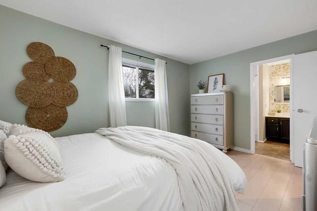 121 Ontario St, House detached with 3 bedrooms, 2 bathrooms and 7 parking in Brighton ON | Image 8