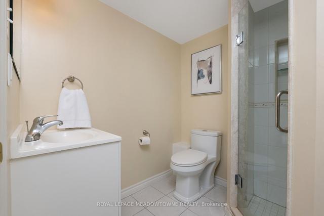 5328 Bellaggio Cres, House semidetached with 3 bedrooms, 4 bathrooms and 3 parking in Mississauga ON | Image 26