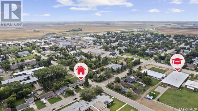 201 6th Avenue E, House detached with 4 bedrooms, 2 bathrooms and null parking in Watrous SK | Image 50