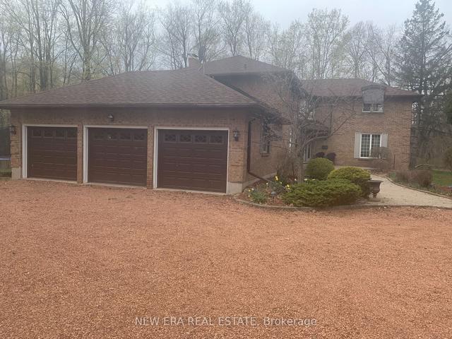 8644 Canyon Rd, House detached with 4 bedrooms, 3 bathrooms and 13 parking in Milton ON | Image 32