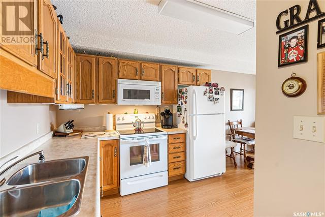 106 - 42 27th Street E, Condo with 2 bedrooms, 1 bathrooms and null parking in Prince Albert SK | Image 10