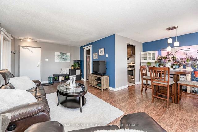 703 - 279 Chandler Dr, Condo with 2 bedrooms, 1 bathrooms and 1 parking in Kitchener ON | Image 4