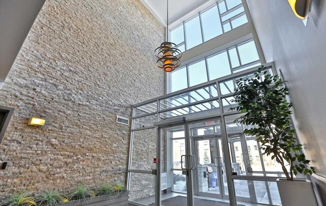 416 - 570 Lolita Gdns, Condo with 1 bedrooms, 1 bathrooms and 2 parking in Mississauga ON | Image 21