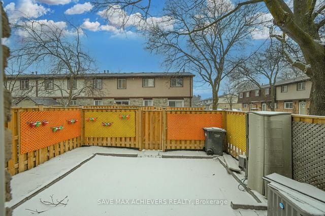 17 - 45 Hansen Rd N, Townhouse with 4 bedrooms, 2 bathrooms and 2 parking in Brampton ON | Image 31