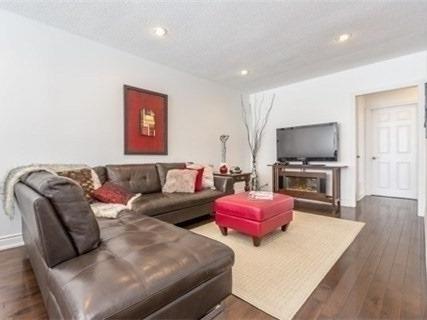 upper - 326 Taylor Mills Dr N, House semidetached with 3 bedrooms, 1 bathrooms and 2 parking in Richmond Hill ON | Image 10