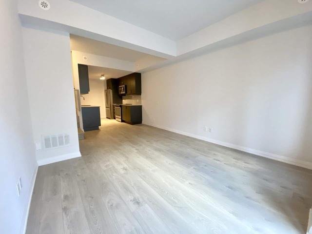 th45 - 1020 Portage Pkwy, Townhouse with 3 bedrooms, 2 bathrooms and 1 parking in Vaughan ON | Image 15