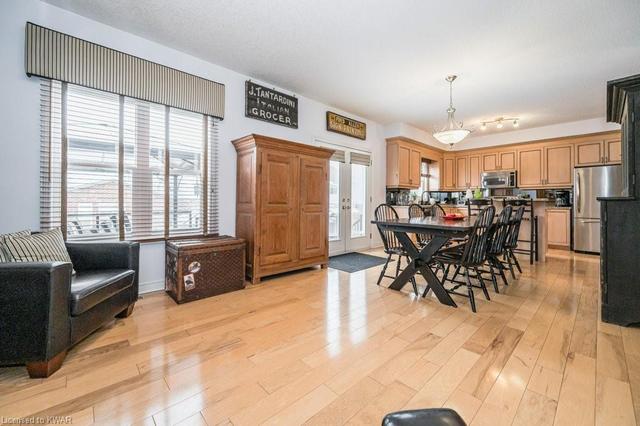 39 Woodbine Avenue, House detached with 4 bedrooms, 3 bathrooms and 4 parking in Kitchener ON | Image 10