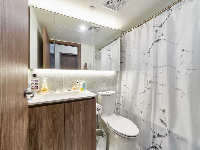 1210 - 19 Bathurst St, Condo with 1 bedrooms, 1 bathrooms and 0 parking in Toronto ON | Image 24
