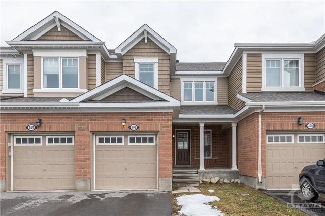 302 Song Sparrow Street, Townhouse with 3 bedrooms, 3 bathrooms and 2 parking in Ottawa ON | Image 1