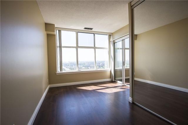 uph 1 - 880 Dundas St W, Condo with 1 bedrooms, 1 bathrooms and 1 parking in Mississauga ON | Image 11
