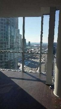 lph05 - 352 Front St W, Condo with 2 bedrooms, 2 bathrooms and 1 parking in Toronto ON | Image 4