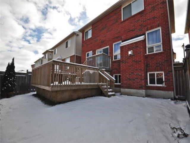 867 Maquire Terr, House detached with 4 bedrooms, 3 bathrooms and 3 parking in Milton ON | Image 20