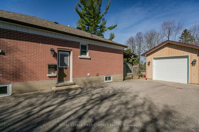 68 Eugenia St, House detached with 2 bedrooms, 2 bathrooms and 4 parking in Barrie ON | Image 10