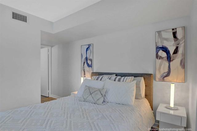 319 - 4k Spadina Ave, Condo with 2 bedrooms, 2 bathrooms and 1 parking in Toronto ON | Image 22
