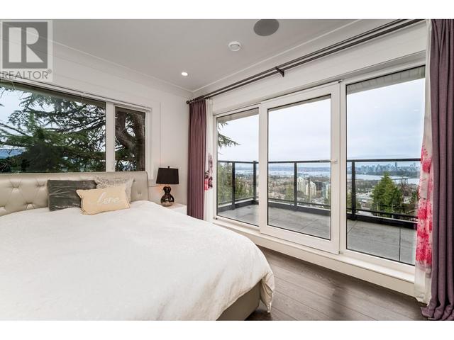 863 Younette Drive, House detached with 7 bedrooms, 7 bathrooms and 4 parking in West Vancouver BC | Image 28