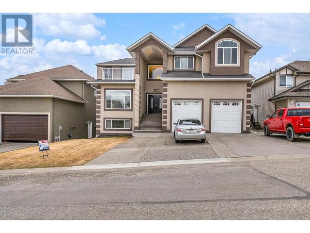 3309 Chartwell Avenue, House detached with 7 bedrooms, 7 bathrooms and null parking in Prince George BC | Image 2