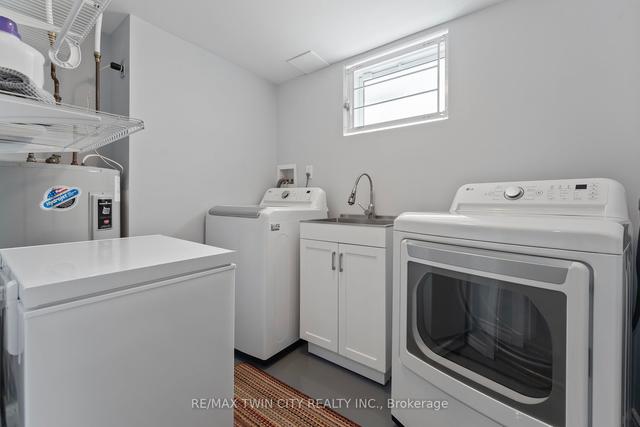 c - 50 Ewing Dr, Townhouse with 3 bedrooms, 3 bathrooms and 2 parking in Brantford ON | Image 18