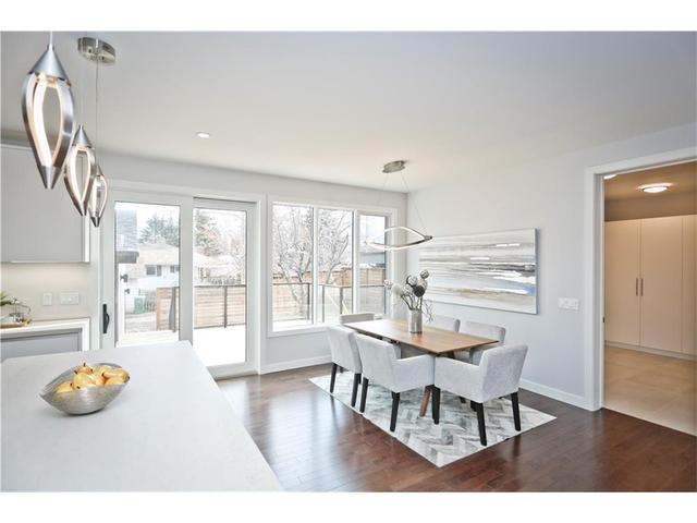 56 45 Street Sw, House detached with 6 bedrooms, 4 bathrooms and 2 parking in Calgary AB | Image 12