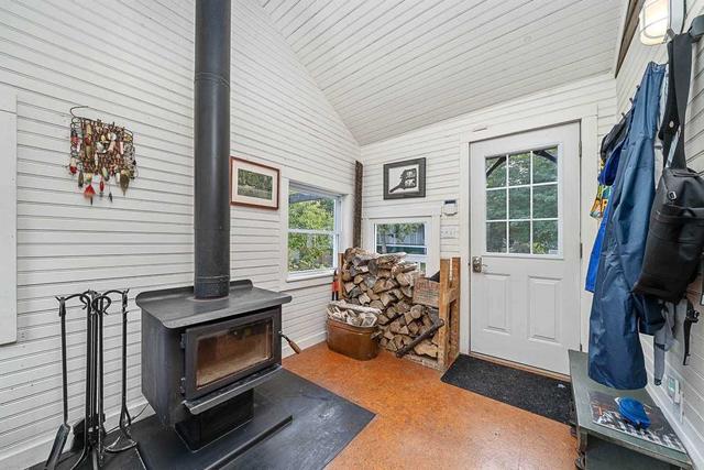 37 Ferguson St, House detached with 2 bedrooms, 2 bathrooms and 2 parking in Prince Edward County ON | Image 8
