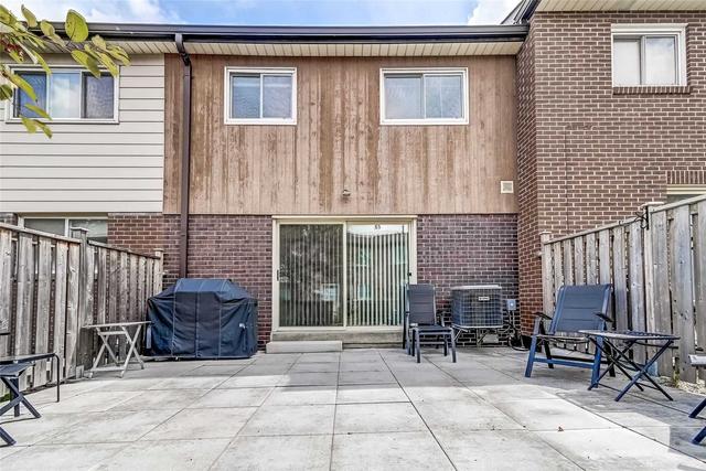 65 - 2825 Gananoque Dr, Townhouse with 3 bedrooms, 2 bathrooms and 2 parking in Mississauga ON | Image 19