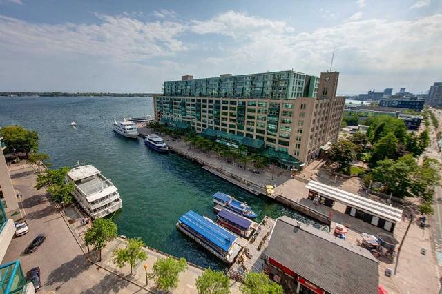 1312 - 77 Harbour Sq, Condo with 2 bedrooms, 2 bathrooms and 1 parking in Toronto ON | Image 14