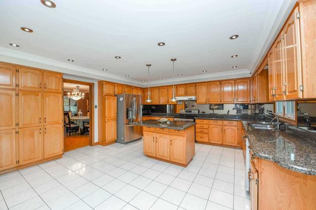5049 Elderview Crt, House detached with 5 bedrooms, 5 bathrooms and 9 parking in Mississauga ON | Image 15