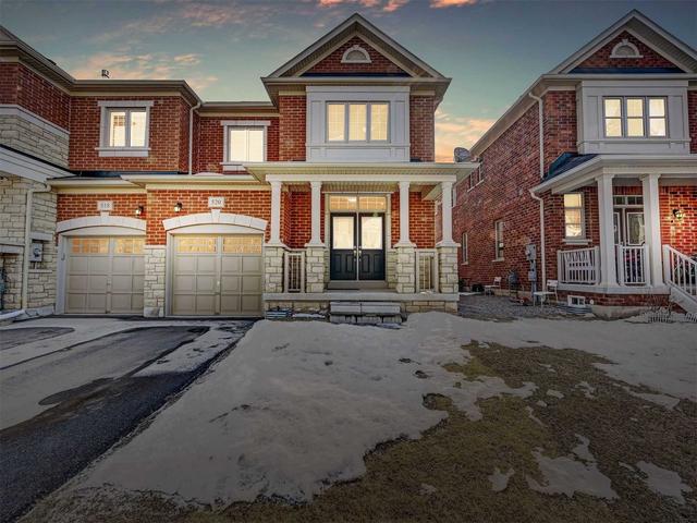 520 Terrace Way, House attached with 3 bedrooms, 3 bathrooms and 2 parking in Oakville ON | Image 1