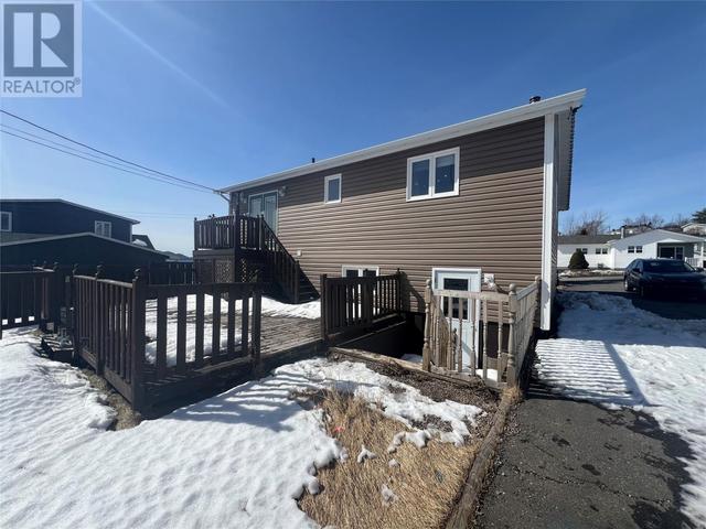 14 Pelley Drive, House detached with 4 bedrooms, 2 bathrooms and null parking in Springdale NL | Image 5