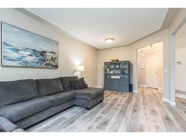 20 - 2088 Winfield Drive, House attached with 4 bedrooms, 4 bathrooms and 4 parking in Abbotsford BC | Image 11
