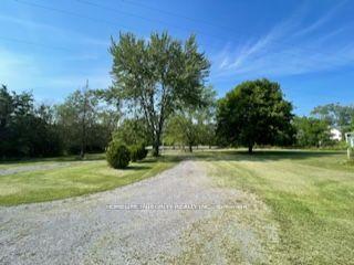 2434 County Rd 15, House detached with 2 bedrooms, 2 bathrooms and 10 parking in Prince Edward County ON | Image 4