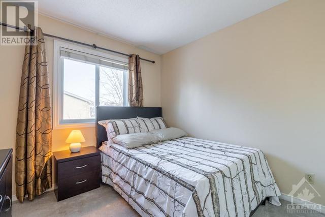 91 Burlington Crescent, Townhouse with 3 bedrooms, 4 bathrooms and 3 parking in Ottawa ON | Image 20